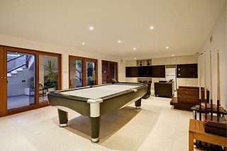 Pool table movers in Orlando, Florida